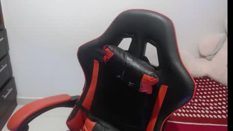 Nata Ramirez online show from February 15, 7:51 am