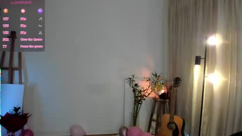 Snapshot of natalia_exotic chatting on February 19, 2:33 pm Natalia   online show from February 19, 2:33 pm