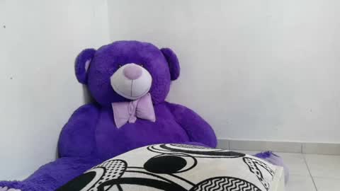 nataliavela online show from April 22, 5:53 pm