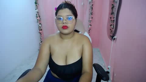 natalielabellex1 online show from September 28, 5:00 pm