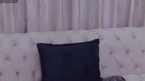 NataliePierce online show from March 10, 11:51 pm