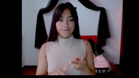 Nataly Escobar online show from February 25, 6:01 pm