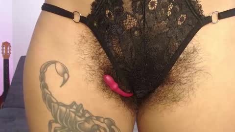   online show from November 9, 9:06 pm