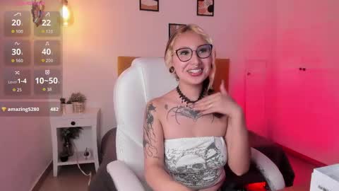 Natasha online show from June 4, 1:17 pm