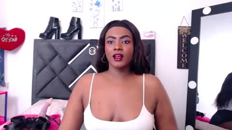 Snapshot of natashasexxy__ chatting on September 12, 7:16 pm natashasexxy__ online show from September 12, 7:16 pm