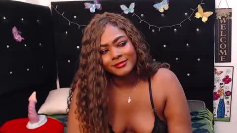 Snapshot of natashasexxy__ chatting on February 16, 11:27 am natashasexxy__ online show from February 16, 11:27 am