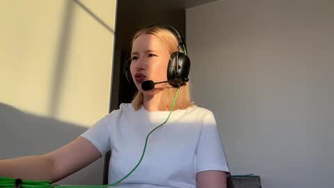 Alisa online show from February 6, 9:35 am