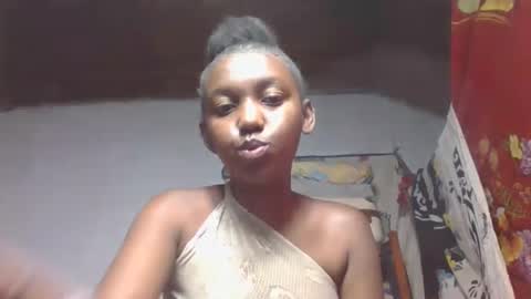 nathalia069 online show from March 21, 11:15 am