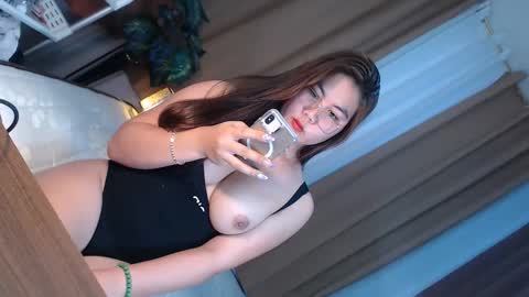 Queen Marga online show from January 15, 1:58 am