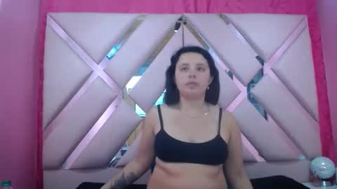 Nathaly sweet online show from December 17, 3:13 am