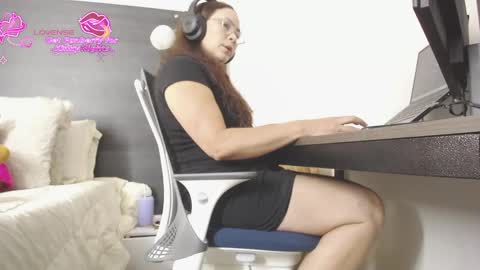 nathalyrae41 online show from June 5, 2:11 pm