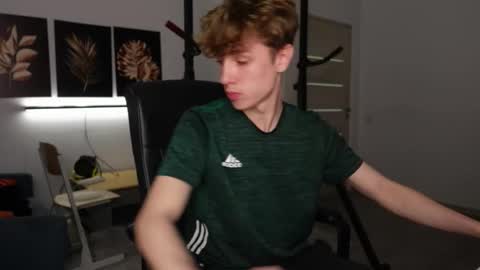 NATHAN RUSU online show from November 18, 9:51 pm