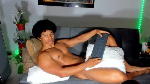 Snapshot of nathan_sexy247 chatting on October 22, 9:56 am Nathan online show from October 22, 9:56 am