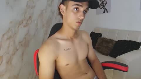 nathan_shimmer online show from February 16, 9:57 pm