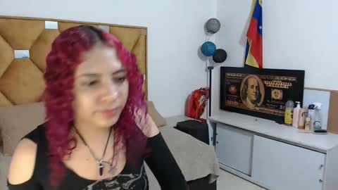 nathy_voyeur online show from April 28, 3:11 am