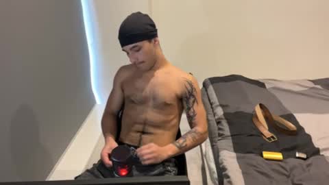 native_boy2 online show from March 10, 12:15 am