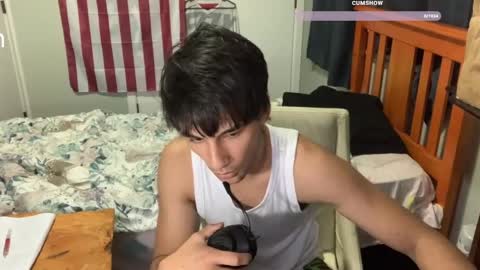 native_boy2 online show from December 3, 6:14 am