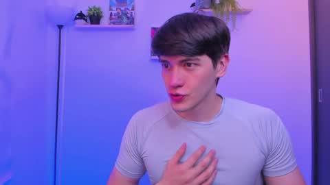 Nathaniel online show from May 23, 3:24 am