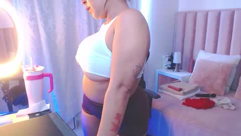 Sophia online show from December 13, 9:21 pm