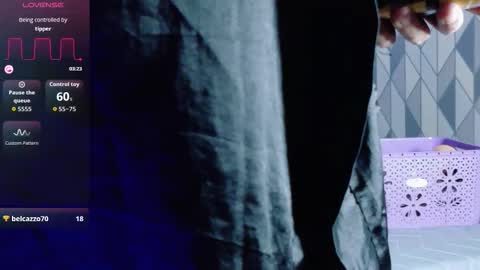 Gwen  online show from December 2, 7:56 pm