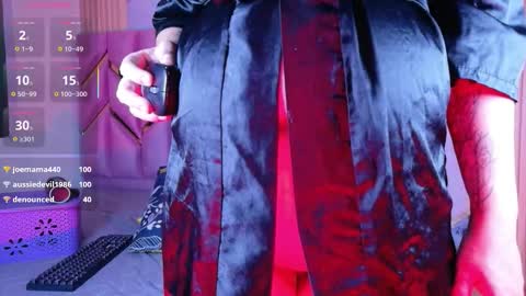 Gwen  online show from January 12, 6:26 pm