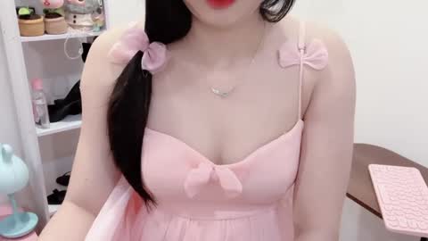 Kiki online show from April 22, 2:52 am