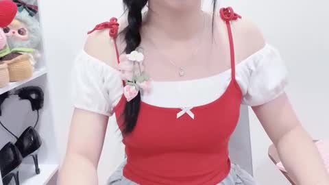 Kiki online show from November 18, 3:42 am