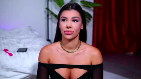 Snapshot of natydesiree chatting on September 23, 7:35 am Naty online show from September 23, 7:35 am