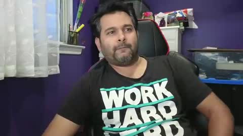 sakhtlaundaz online show from December 29, 9:41 pm