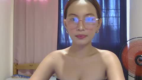 naughtyfreya_69 online show from July 12, 5:54 am
