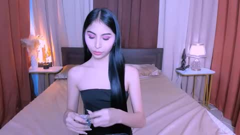 naughtyjanela online show from December 1, 8:01 am