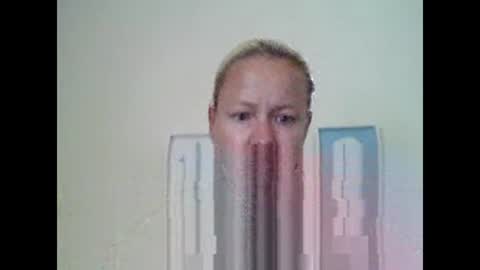 naughtyjennyblondeuk online show from May 17, 5:33 pm