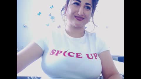 Snapshot of naughtymaya4you chatting on September 28, 11:30 am naughtymaya4you online show from September 28, 11:30 am