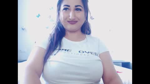 Snapshot of naughtymaya4you chatting on September 10, 8:04 am naughtymaya4you online show from September 10, 8:04 am