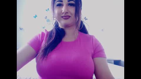 Snapshot of naughtymaya4you chatting on September 18, 10:08 am naughtymaya4you online show from September 18, 10:08 am
