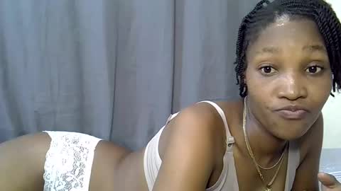 naughtyy4u online show from March 3, 7:37 am