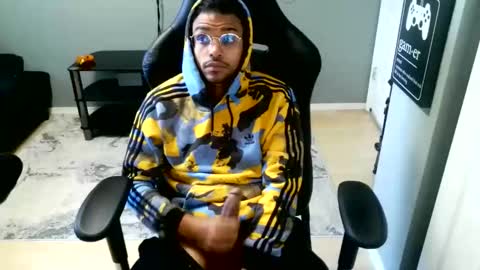 navonimoo online show from February 19, 11:04 pm