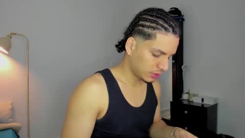 Snapshot of naxttan chatting on October 4, 4:43 am Natan online show from October 4, 4:43 am