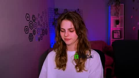 Naya online show from April 22, 7:21 pm