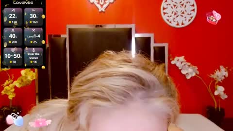 Snapshot of nayla_garner chatting on February 11, 5:40 pm Lady Nayla online show from February 11, 5:40 pm