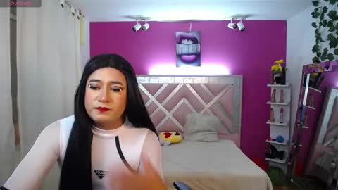 nayleah online show from February 26, 2:19 am