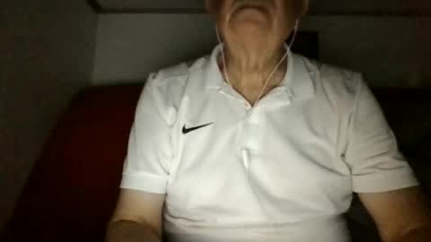 neckk online show from August 9, 8:35 pm