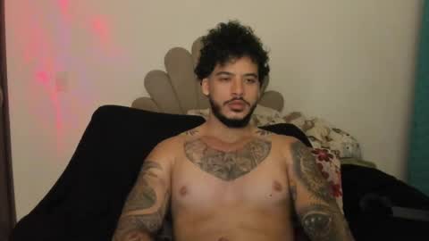 Nei turn green online show from April 25, 3:08 am