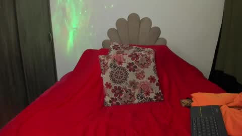 Nei turn green online show from March 22, 12:47 am