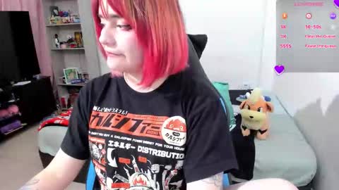 Snapshot of neeko_lol_ chatting on October 9, 8:03 pm Geek Nicole im Neeko UwU online show from October 9, 8:03 pm