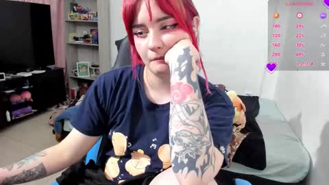 Snapshot of neeko_lol_ chatting on September 23, 8:19 am Geek Nicole im Neeko UwU online show from September 23, 8:19 am