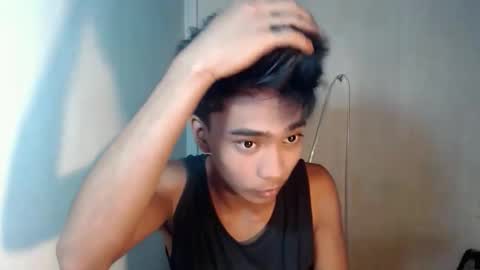 neil_asian69 online show from November 19, 9:30 am