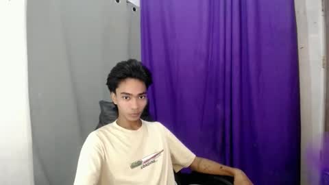 neil_asian69 online show from February 25, 10:35 pm