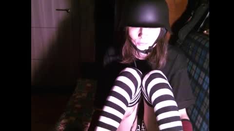 Snapshot of neko0x01 chatting on October 27, 8:42 pm cyberkitty online show from October 27, 8:42 pm