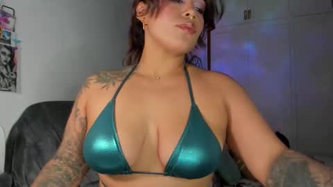 Miss Elaine New account online show from November 17, 4:20 pm